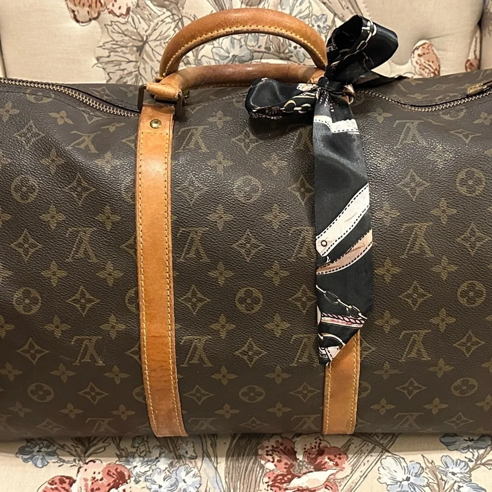 Louis Vuitton Keepall 50 Authentic Monogram Travel Boston Bag in Good Condition